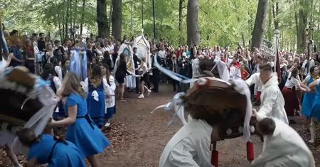 Rosyjska propaganda wykorzystała kaszubską tradycję. Zarzucają satanizm