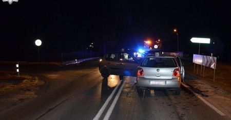 Miał ponad 3 promile alkoholu. Doprowadził do kolizji z innym pojazdem. Po wszystkim próbował uciec