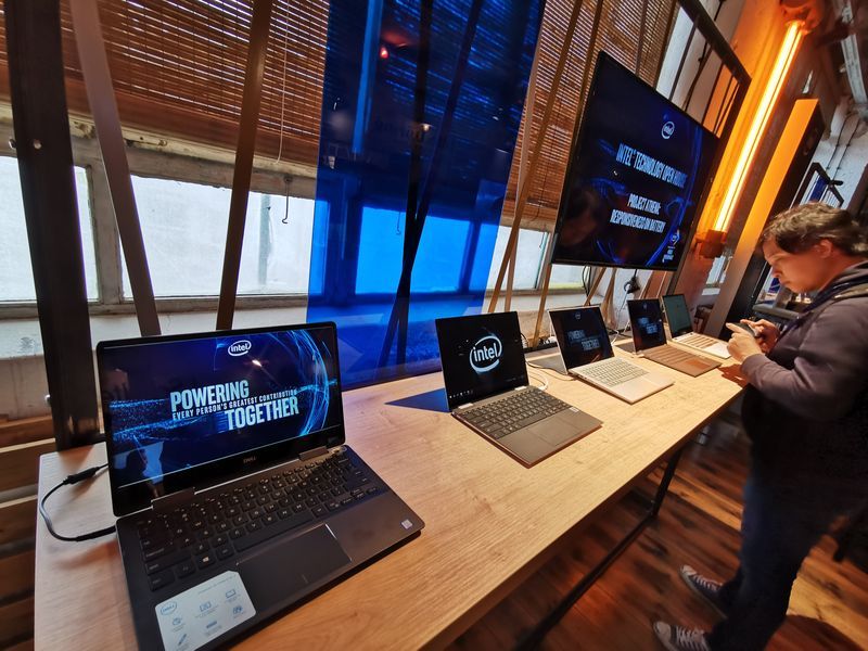 Laptopy z Intel Core 10. gen