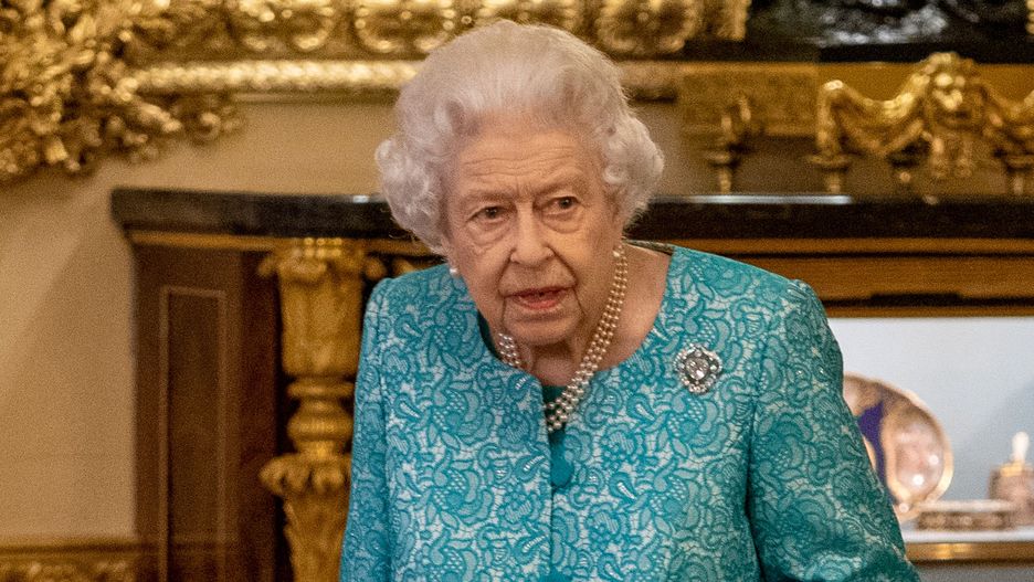 Elżbieta II wraca do pracy po izolacji