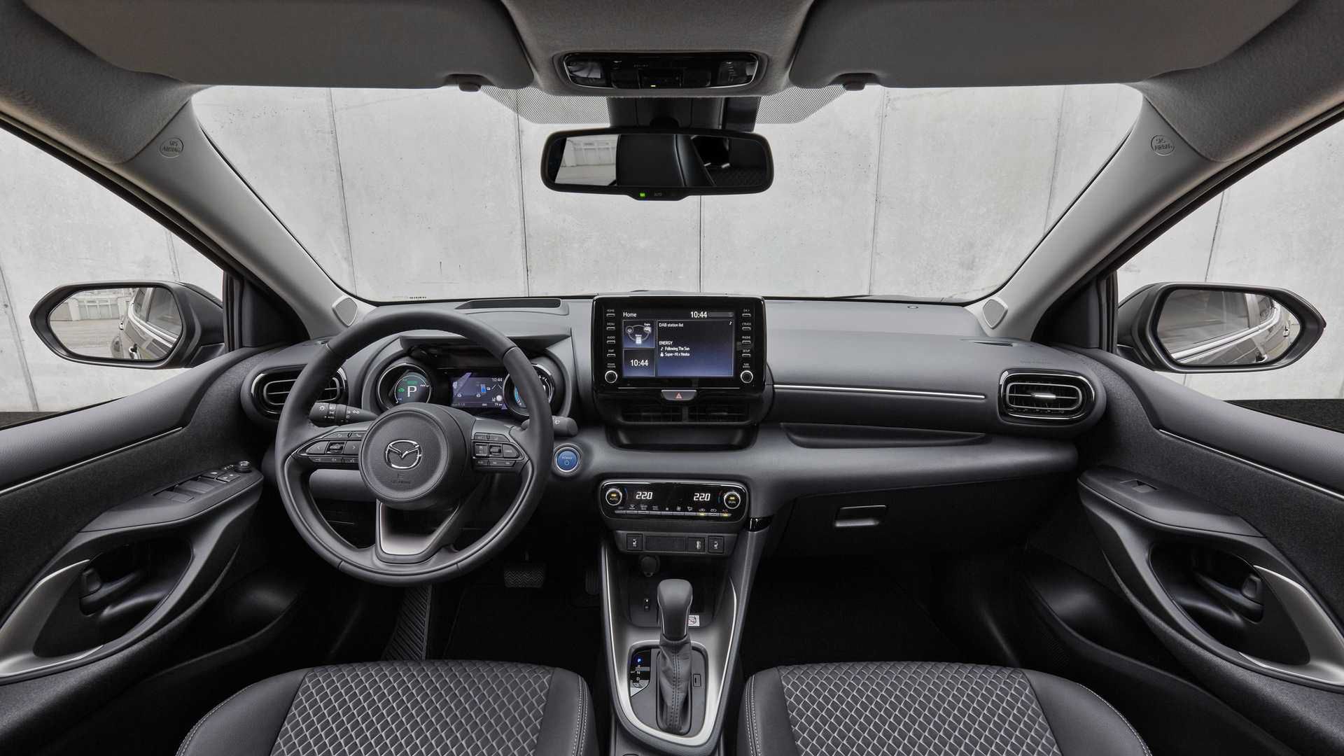 Nowa Mazda 2
