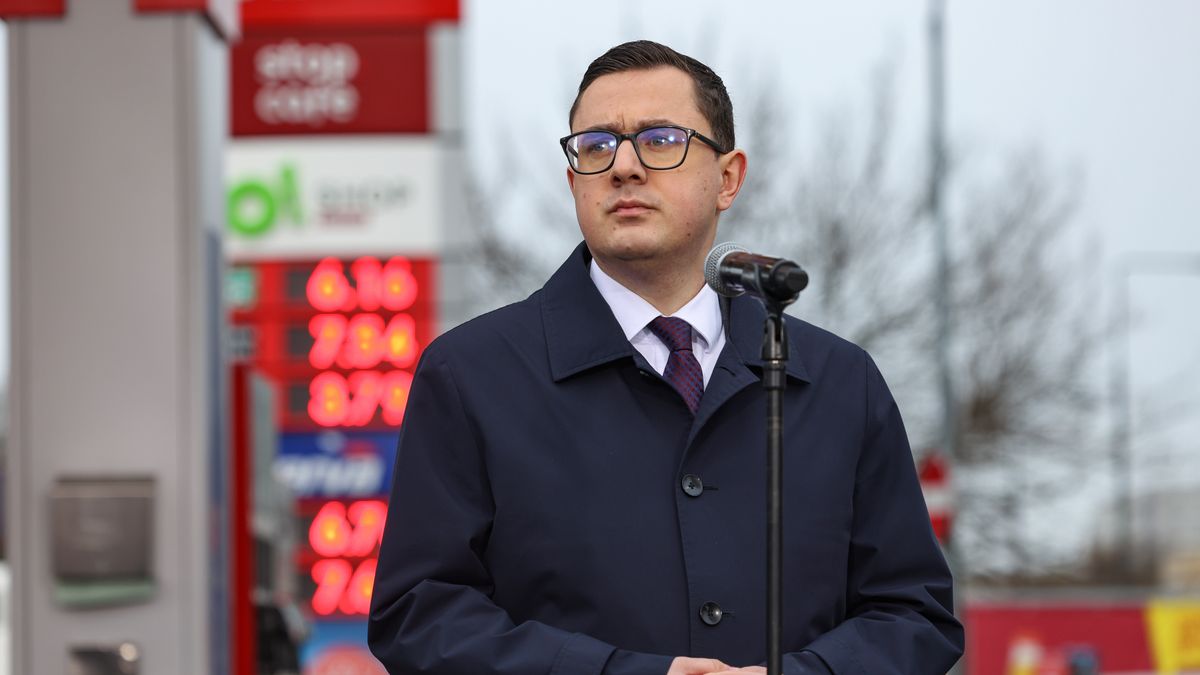 Minister energii Miłosz Motyka