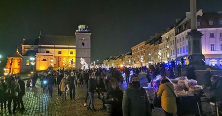 Warszawa. Trakt Królewski do końca ferii będzie deptakiem