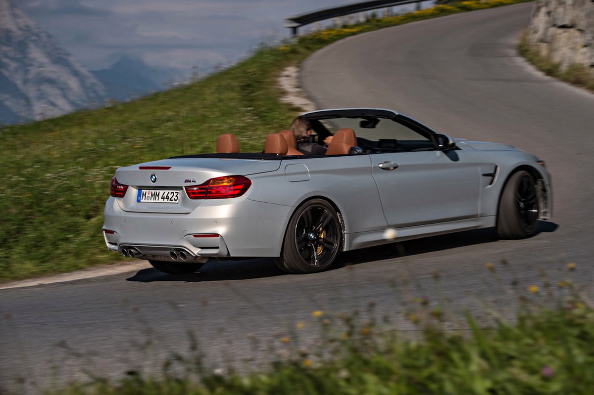 Ogromna galeria zdjęć z kabrioletem BMW M4 158