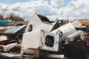 Róża: Oddaj elektroodpady i pomóż Idze! W OSP Róża trwa wyjątkowa zbiórka na rzecz małej dziewczynki