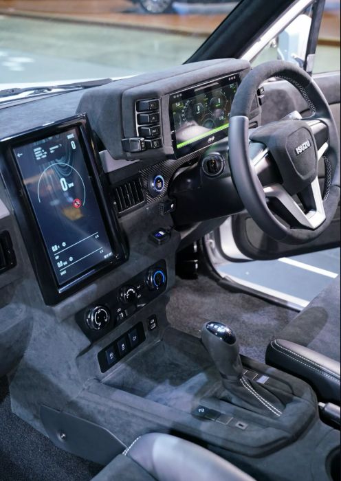Isuzu Dragon Max