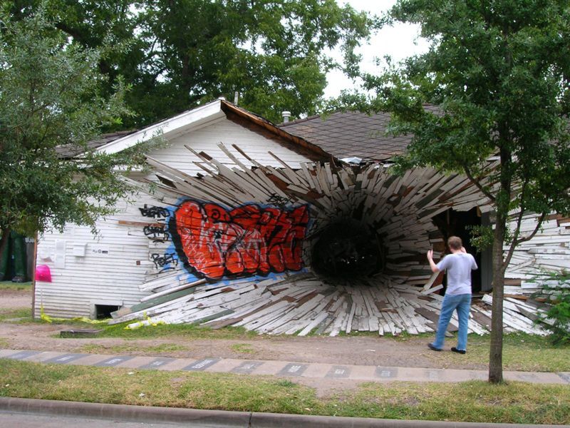 The Hole House (Texas) (Flickr/melinnis/CC BY-NC-ND 2.0)