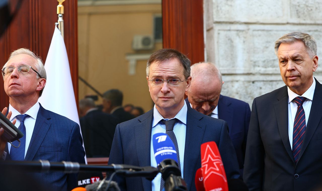 Russia and Ukraine talks in Istanbul stall over US exclusion