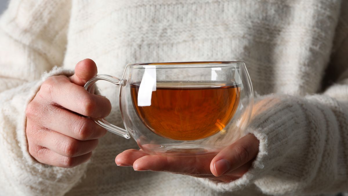 Jesienią warto pić herbatę, ale trzeba ją dobrze wybrać.