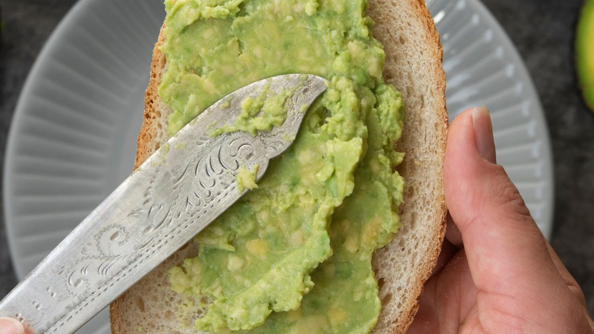 Pasta z awokado to świetny pomysł na początek dnia