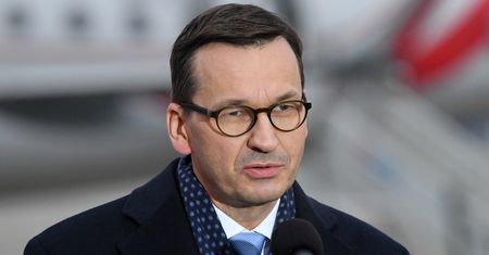 Premier pogratulował skoczkom. Internauci kpią