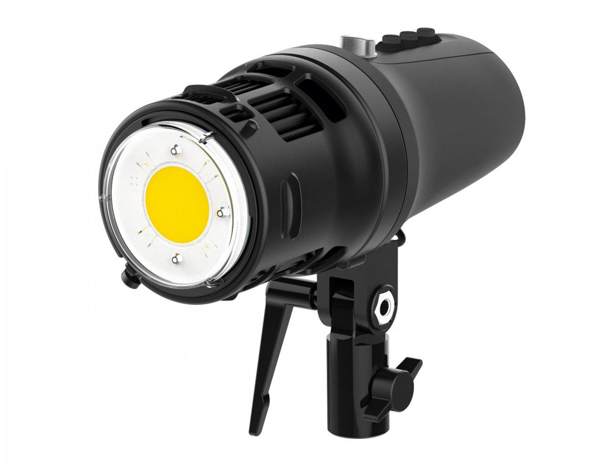 Elinchrom ELM8 to przenośna lampa LED z wbudowanym akumulatorem 4