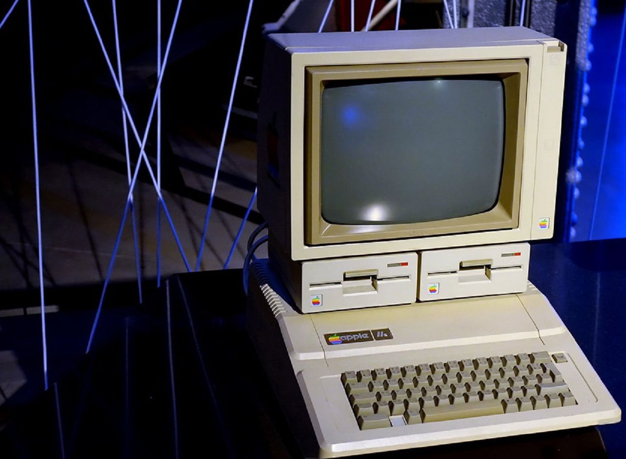 Schemat prototypu komputera Apple II autorstwa Steve'a Wozniaka sprzedany na aukcji za 630 tysięcy dolarów
