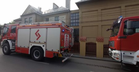 Ewakuacja szkoły w Krakowie. Powodem zwierzę