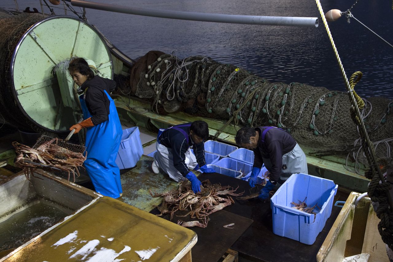 Japonia apeluje do rybaków o unikanie spornych wysp. Zagrożenie płynie z Chin