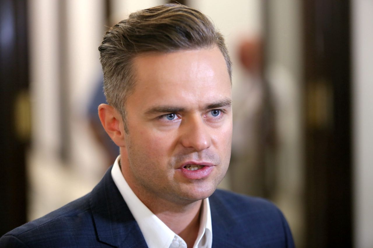 Adam Hofman i jego marketingowe "imperium". Były rzecznik PiS przebojem wszedł do biznesu