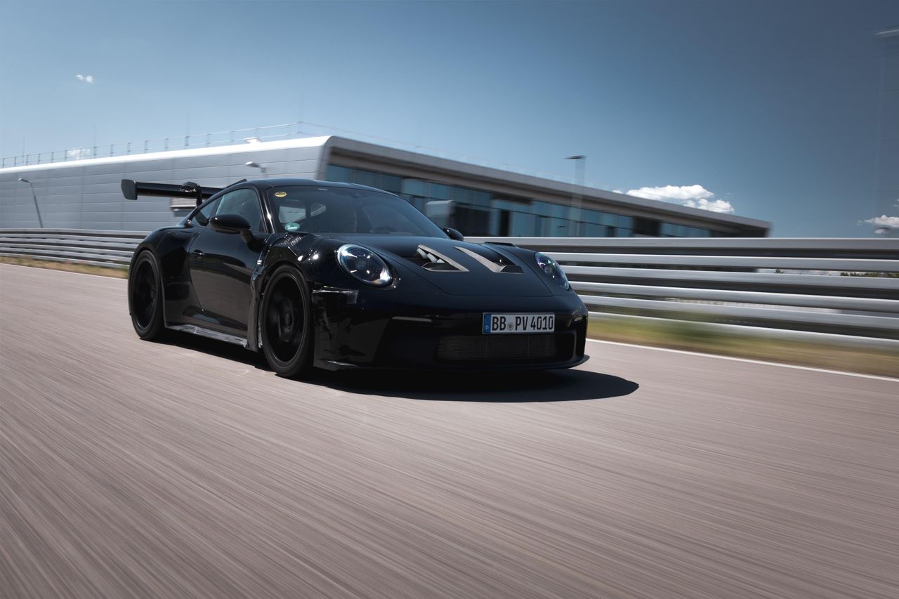 Porsche zapowiada 911 GT3 RS. Znamy datę debiutu prawdziwej uczty dla koneserów