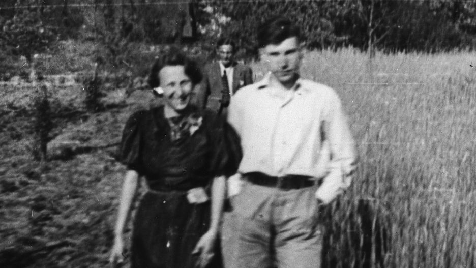 Danuta z przyjaciółmi w Olesinku - z Jackiem Tabęckim