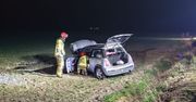 Dachowanie auta Mini Cooper pod Naruszewem. Kierowca trafił do szpitala!