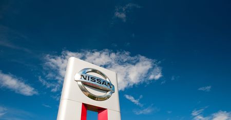 Nissan kupuje Mitsubishi