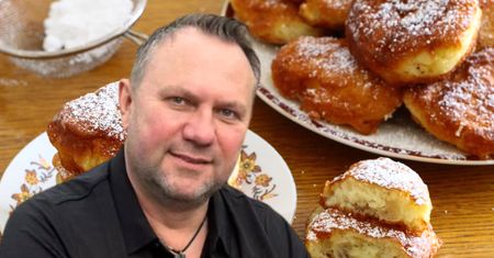 Te racuchy są lepsze od szarlotki. Strzelczyk zaskoczył przepisem