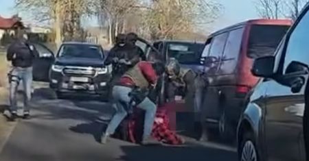 Jechał autem. Spektakularna akcja służb. Wszystko się nagrało