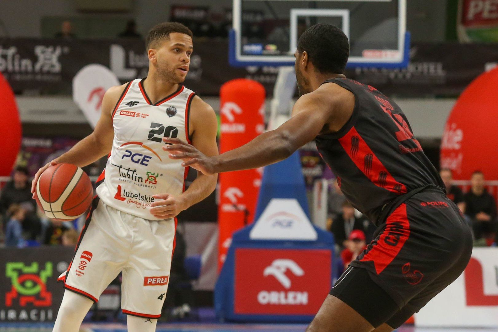 (Koszykarze PGE Startu Lublin, aby awansować do półfinału Orlen Basket Ligi muszą wygrać jeszcze dwa mecze z drużyną ze Słupska)