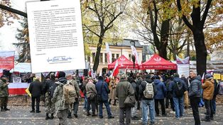 "Wstęp nie jest możliwy". Korwin-Piotrowska o wtargnięciu do gmachu
