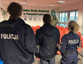 Rakoniewice: Obcokrajowiec deportowany z kraju. Złamał sądowy zakaz