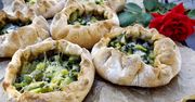 Mini pizze z cukinią. Tak pyszne, że trudno się im oprzeć