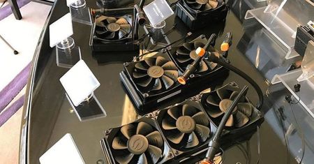 EVGA przygotowuje chłodzenia cieczą dla CPU i GPU