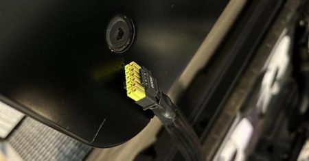 Uratował kartę GeForce RTX 5090 przed spaleniem. Pomógł czujnik w zasilaczu