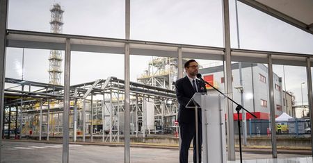 Prokuratura wszczyna śledztwo w sprawie Lotosu i Orlenu