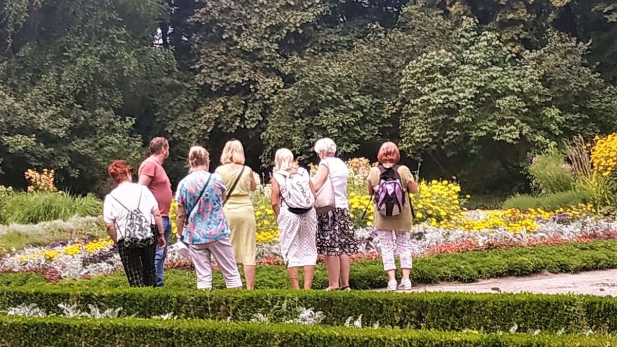 Seniorzy w Ogrodzie Botanicznym