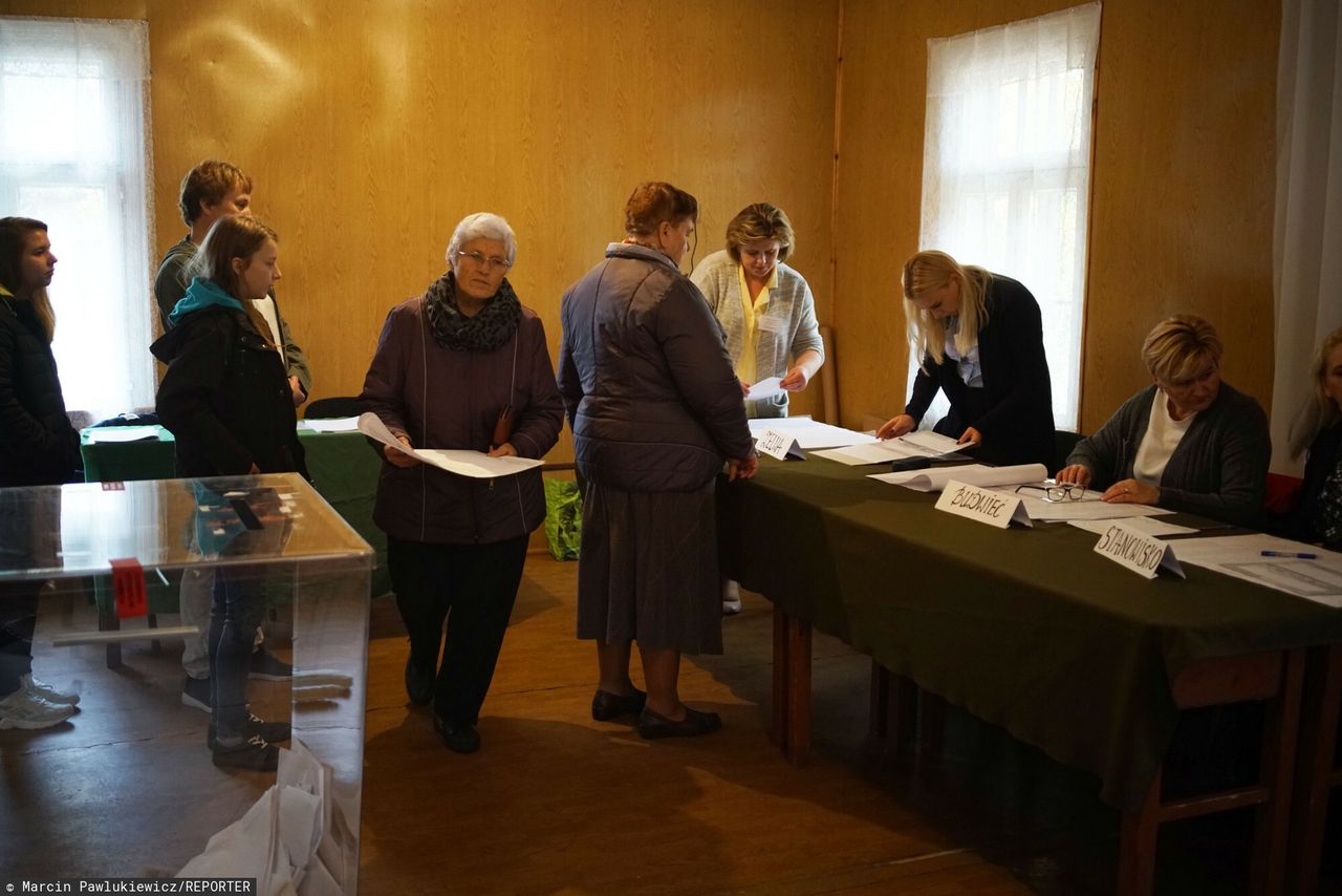 Wyniki wyborów do małopolskiego sejmiku. Są różnice względem exit poll