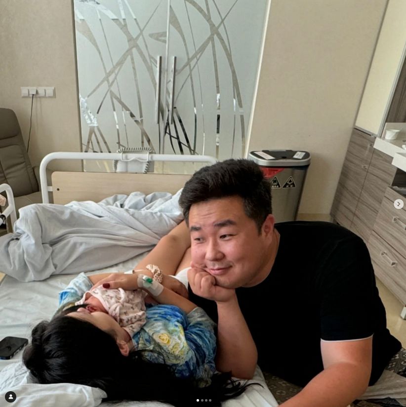 Bilguun Ariunbaatar i Kamila Rolak