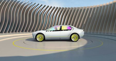 BMW i Vision Dee Concept debiutuje jako cyfrowy sedan dla generacji Z