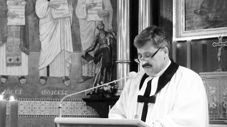 Koronawirus. Ks. Piotr Wowry nie żyje. Miał 57 lat.