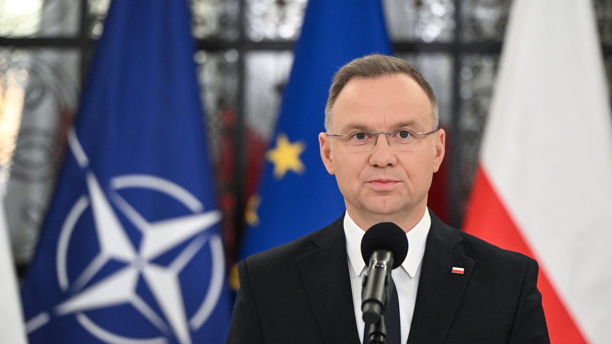 Andrzej Duda
Warszawa, 07.03.2025. Prezydent RP Andrzej Duda podczas wypowiedzi dla medi�w w Sejmie, 7 bm. Prezydent RP wys�ucha informacji Prezesa Rady Ministr�w w sprawie sytuacji mi�dzynarodowej i bezpiecze�stwa Polski po szczycie pa�stw sojuszniczych w Londynie oraz po posiedzeniu Rady Europejskiej. (aldg) PAP/Radek Pietruszka
Radek Pietruszka
10, 10 10. X kadencja kadencji, 10., Dziesi�ta, kadencji, obrad, Obrady, polityk polityka, Polityka, posiedzenie, Posiedzenie Sejmu, sejm, Sejm RP, sejmu, X kadencja