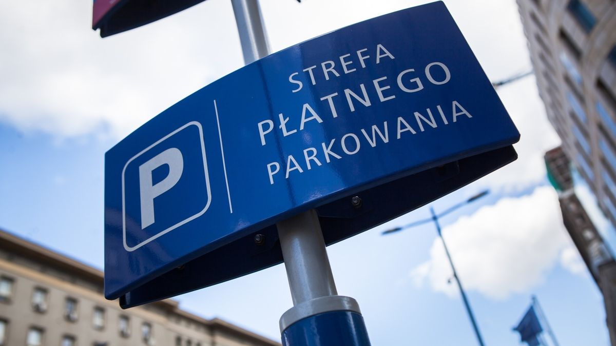 Warszawska strefa płatnego parkowania jest jedną z największych w kraju
