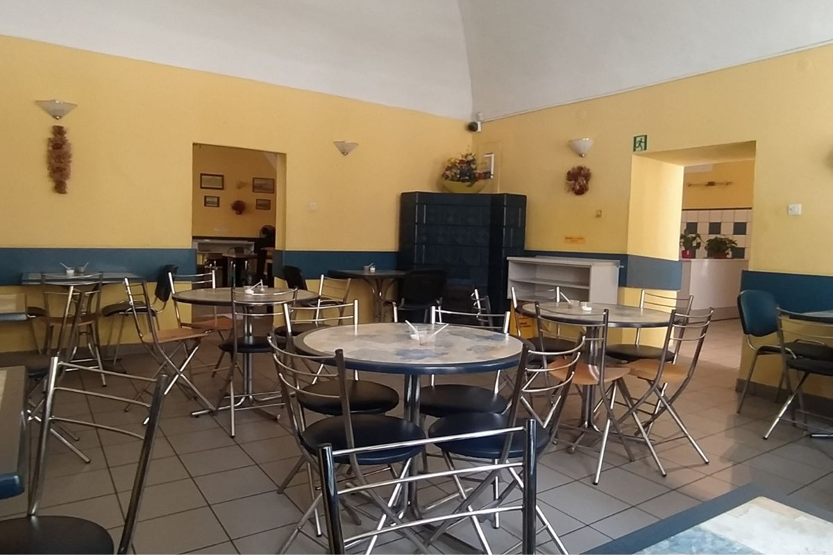 Wnętrza baru mlecznego "Pod Temidą"