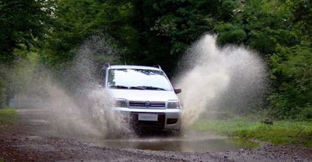 Fiat Panda 4x4 Valgrisa w skórze i drewnie