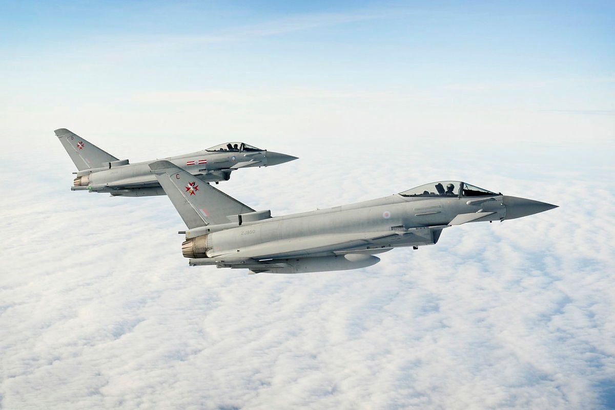 Myśliwce Eurofighter Typhoon z 1435. klucza