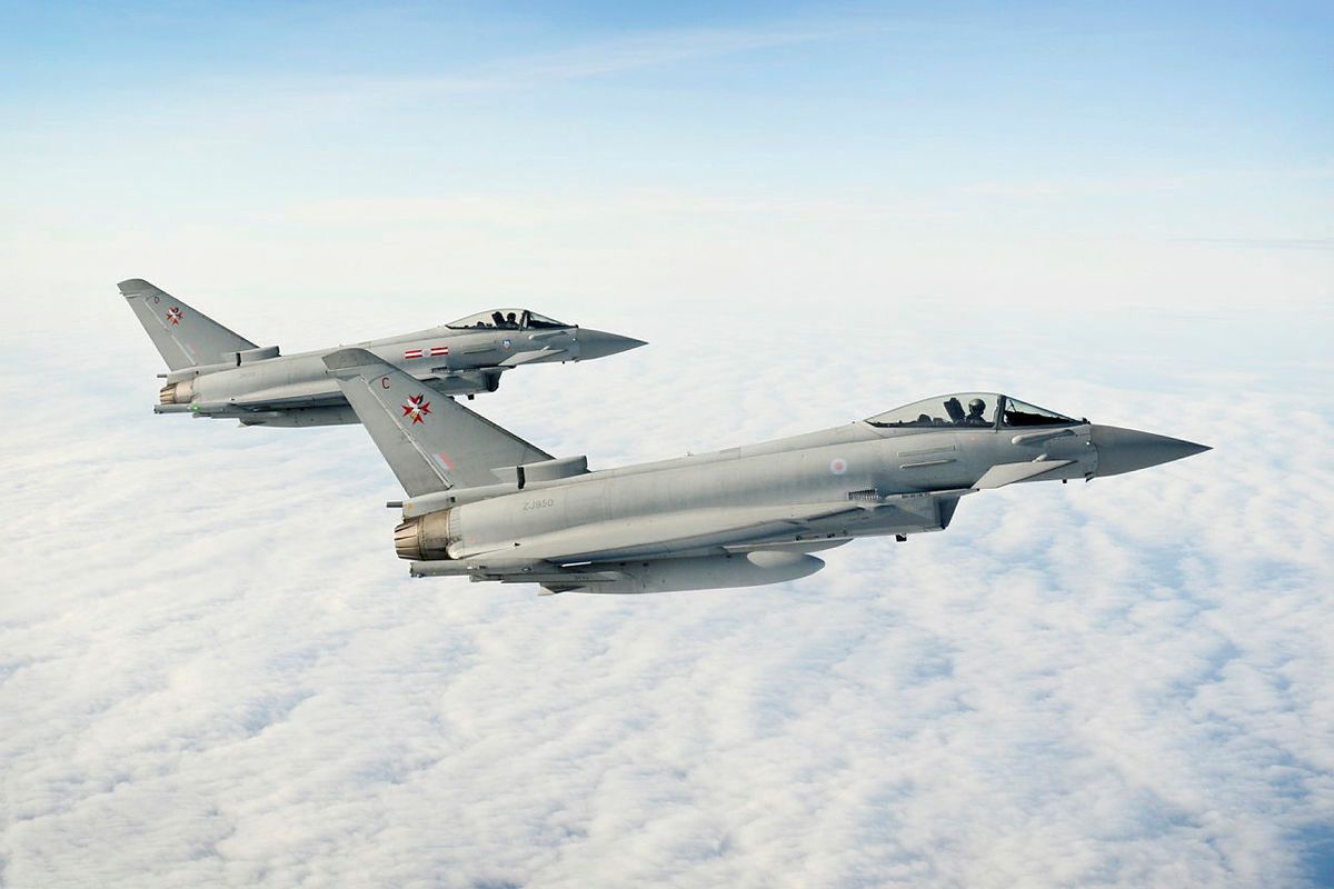 Myśliwce Eurofighter Typhoon z 1435. klucza