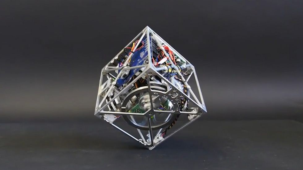 Potęga żyroskopu: to dzięki niemu działa robot BB-8, Segway i stacja kosmiczna 1