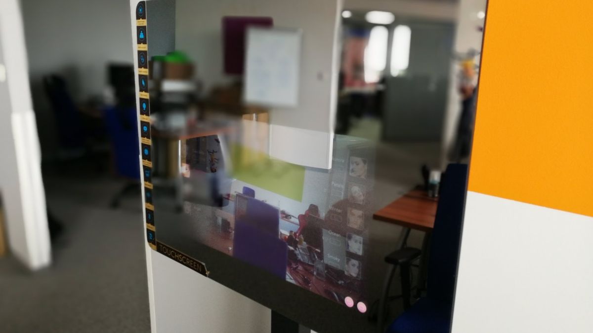 Allview Smart Mirror, inteligentne lustro do inteligentnego domu 1