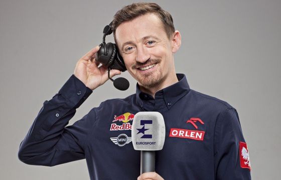 Adam Małysz komentatorem skoków narciarskich w Eurosporcie