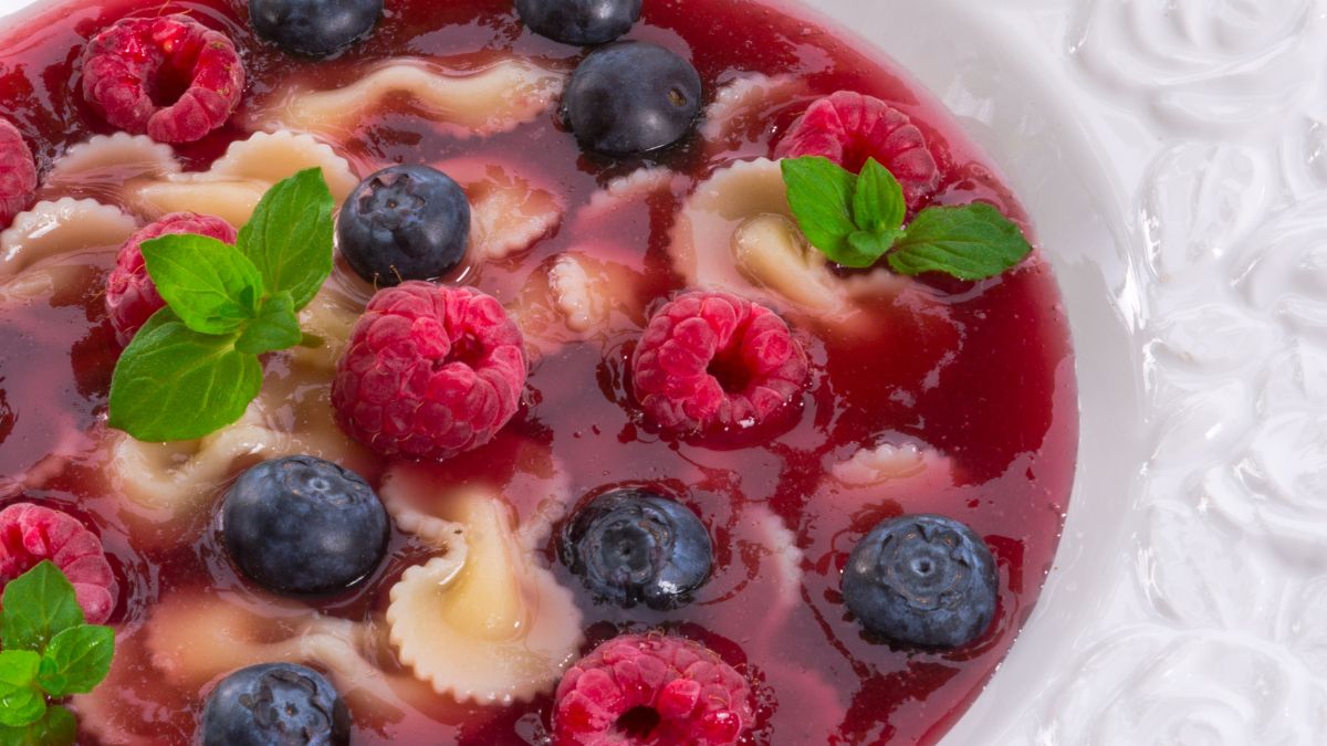 Zupa owocowa z owoców leśnych. Pycha!