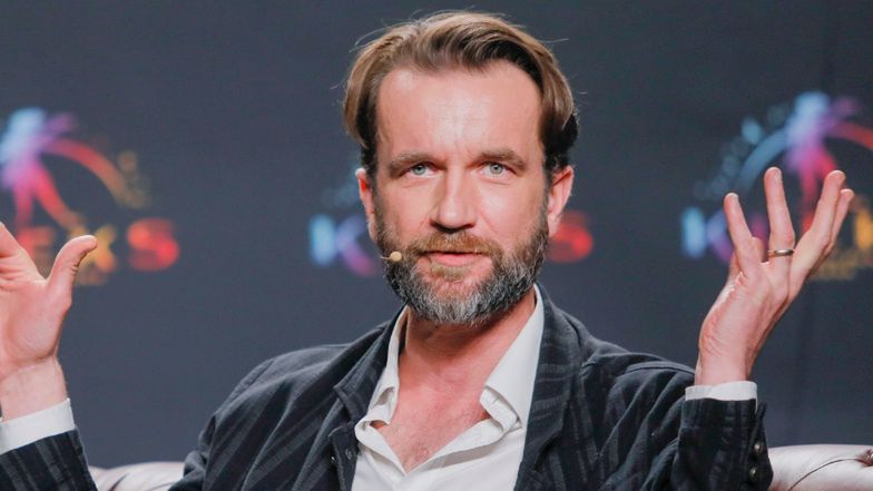 Tomasz Kot omal nie został księdzem! Dziś gorzko mówi o polskim kościele