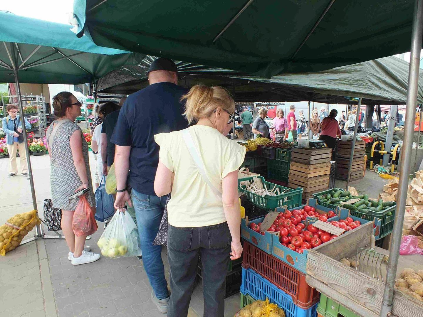Sobota na starachowickim targowisku